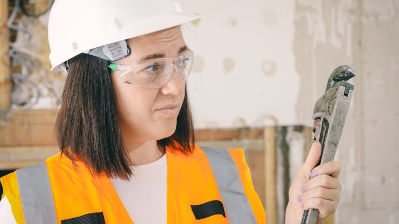7 Questions to Ask Before Hiring a Plumbing Service