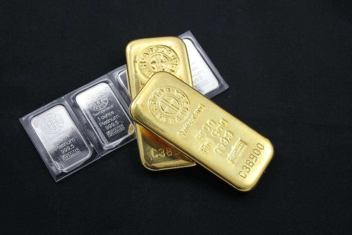 When Should You Buy Precious Metals? Explained Clearly