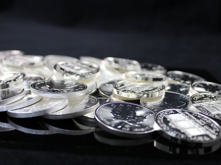 When Is the Best Time to Buy Silver? Experts Explain