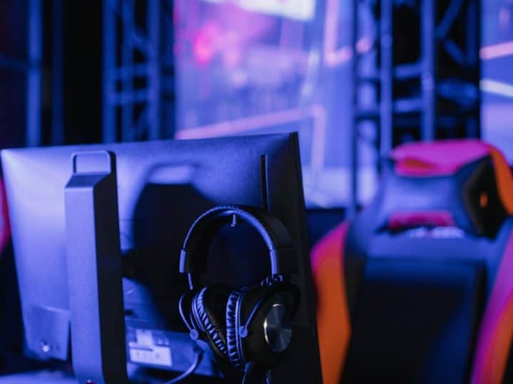What Gumayusi Moving to HLE Reveals About the League of Legends Superteam Problem Coaches Keep Warning About